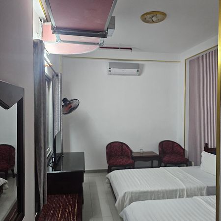 Khach San Trung Mai Hotell Ho Chi Minh-staden Exteriör bild