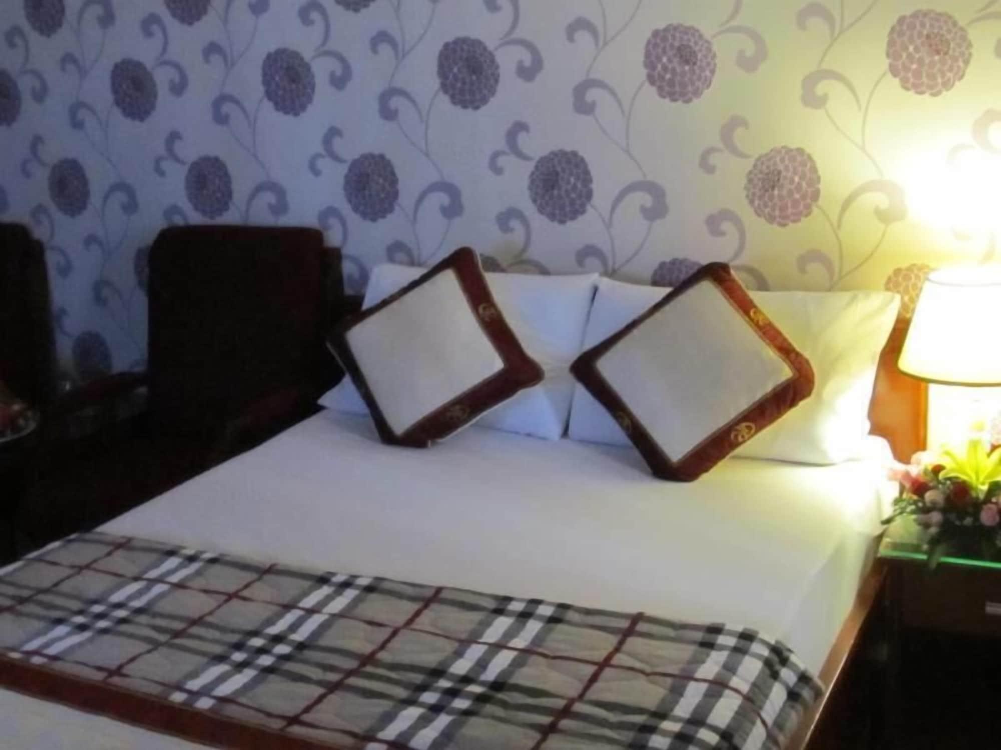 Khach San Trung Mai Hotell Ho Chi Minh-staden Exteriör bild