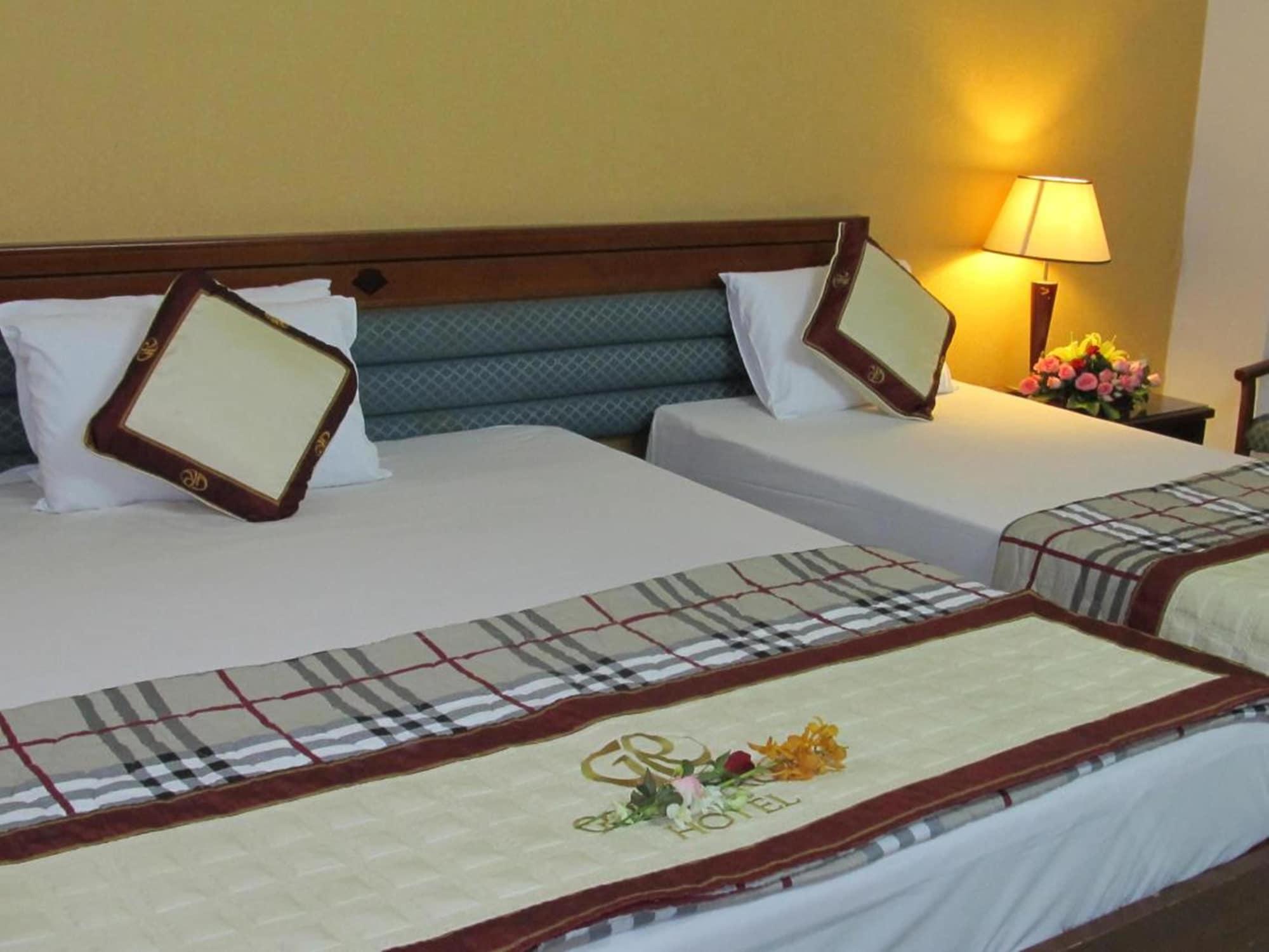 Khach San Trung Mai Hotell Ho Chi Minh-staden Exteriör bild