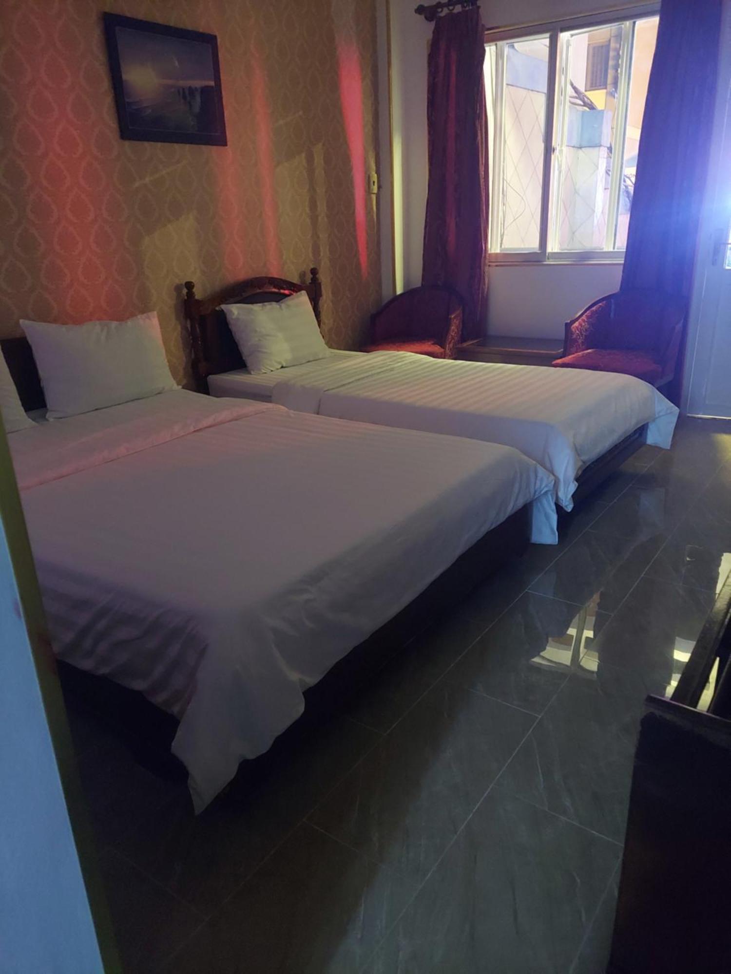 Khach San Trung Mai Hotell Ho Chi Minh-staden Exteriör bild