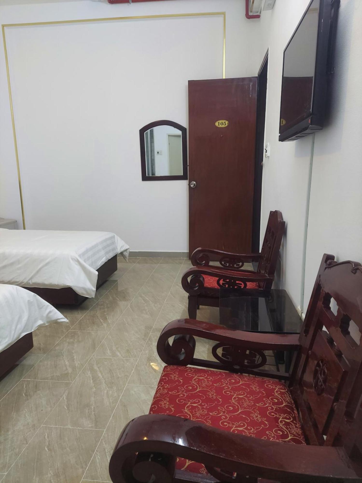 Khach San Trung Mai Hotell Ho Chi Minh-staden Exteriör bild