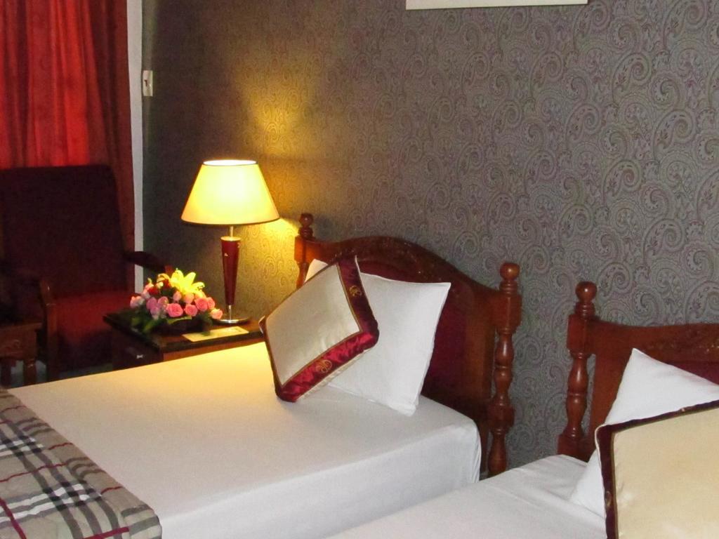 Khach San Trung Mai Hotell Ho Chi Minh-staden Exteriör bild
