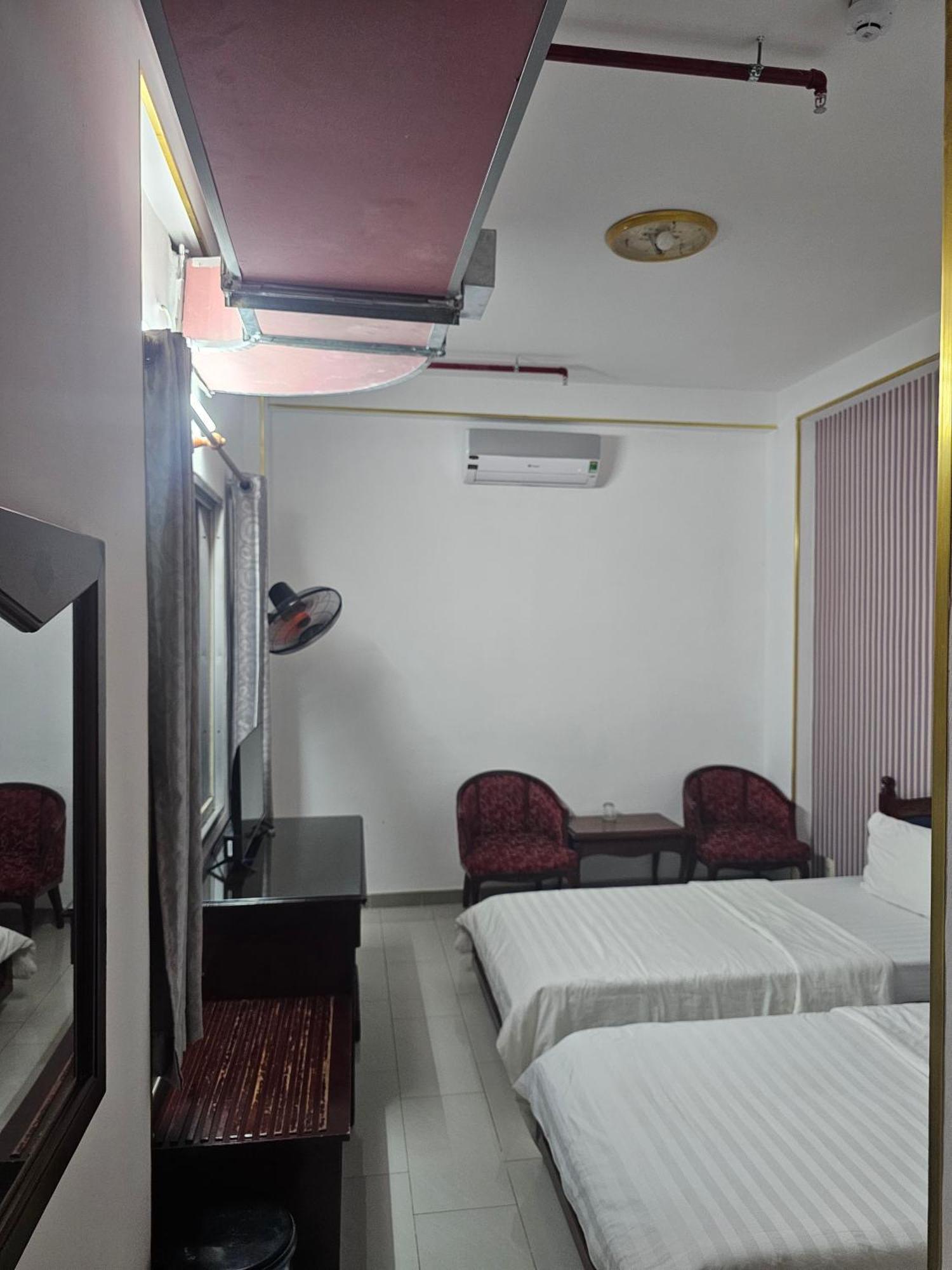 Khach San Trung Mai Hotell Ho Chi Minh-staden Exteriör bild