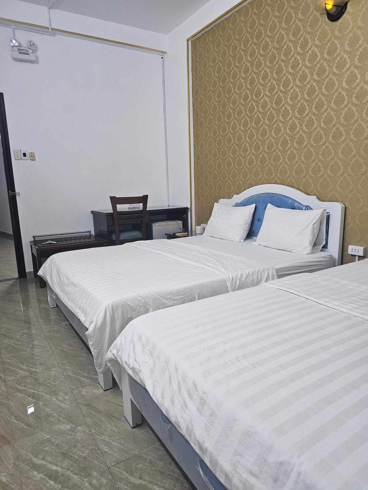 Khach San Trung Mai Hotell Ho Chi Minh-staden Exteriör bild