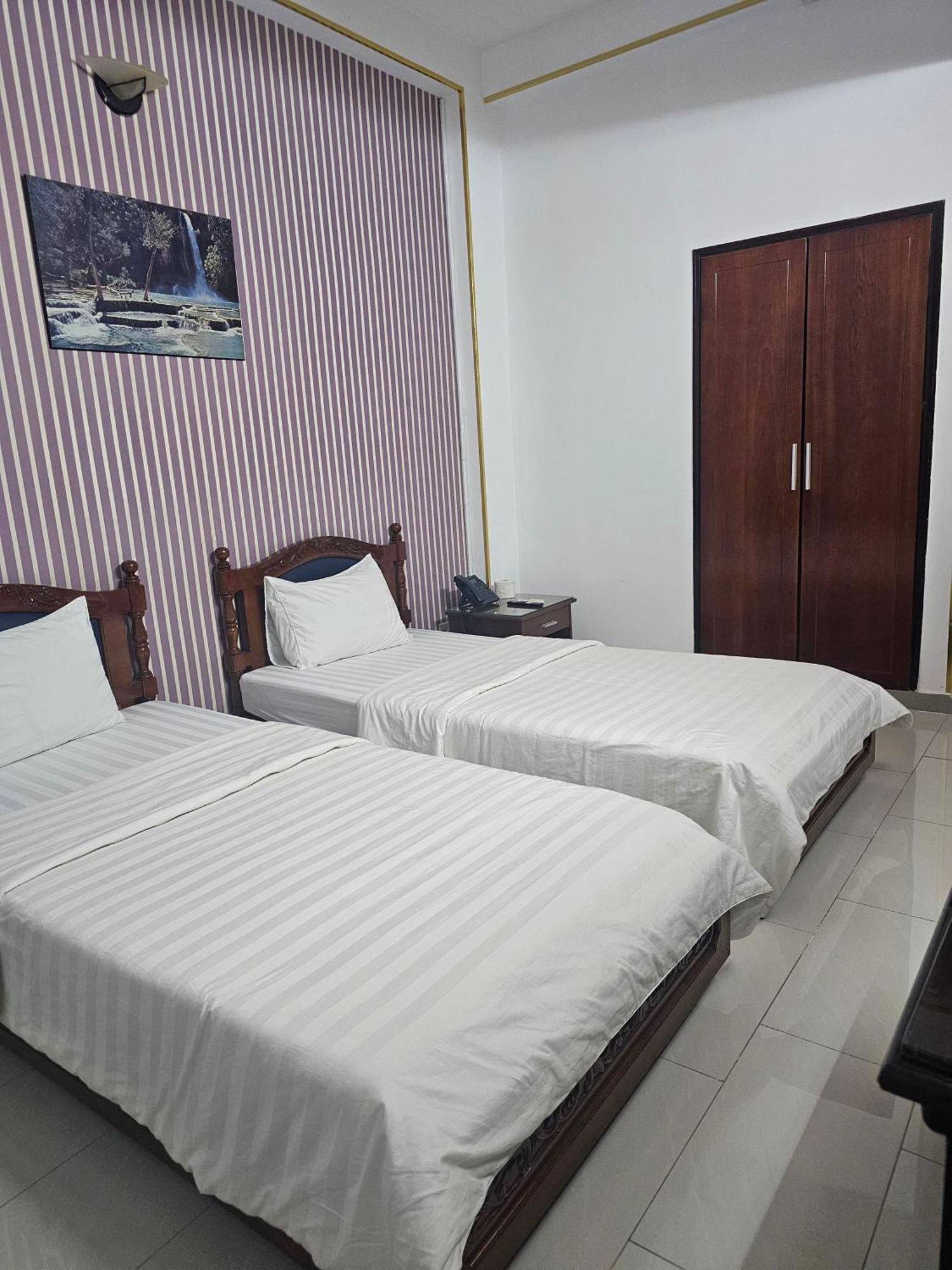 Khach San Trung Mai Hotell Ho Chi Minh-staden Exteriör bild