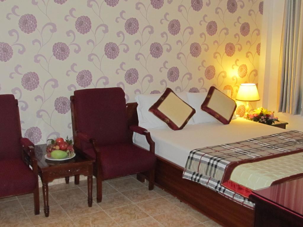 Khach San Trung Mai Hotell Ho Chi Minh-staden Exteriör bild