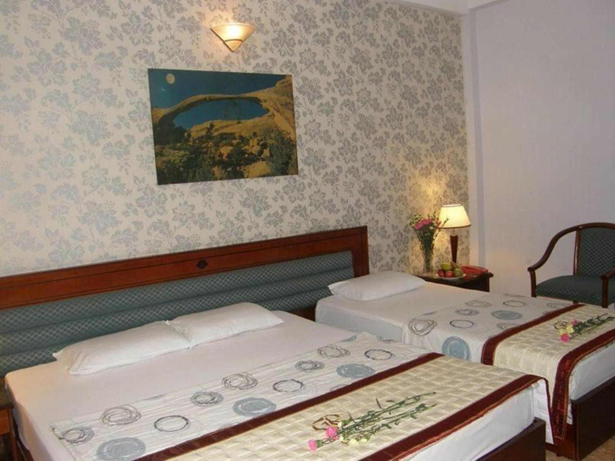 Khach San Trung Mai Hotell Ho Chi Minh-staden Exteriör bild